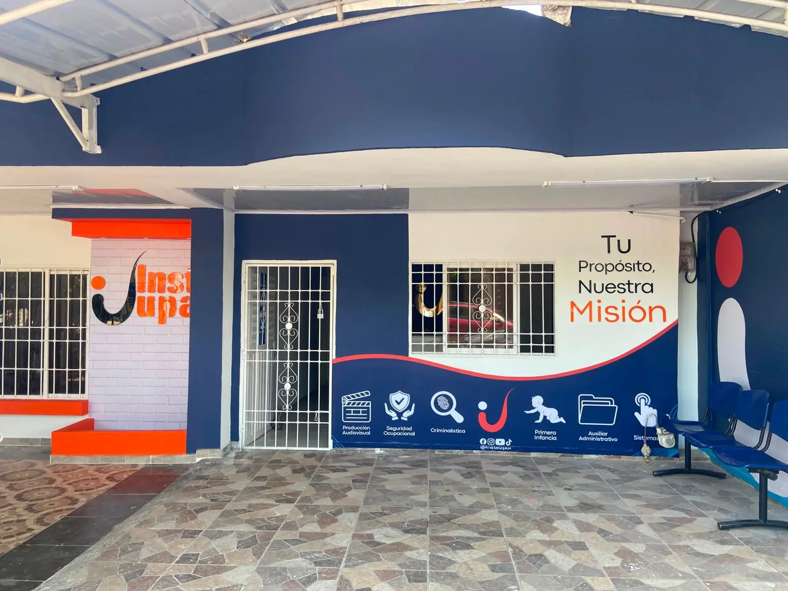 Sede barrio los fundadores Insteupar